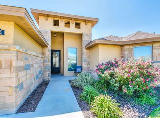 1925 Colonial Dr, San Angelo, TX 76904