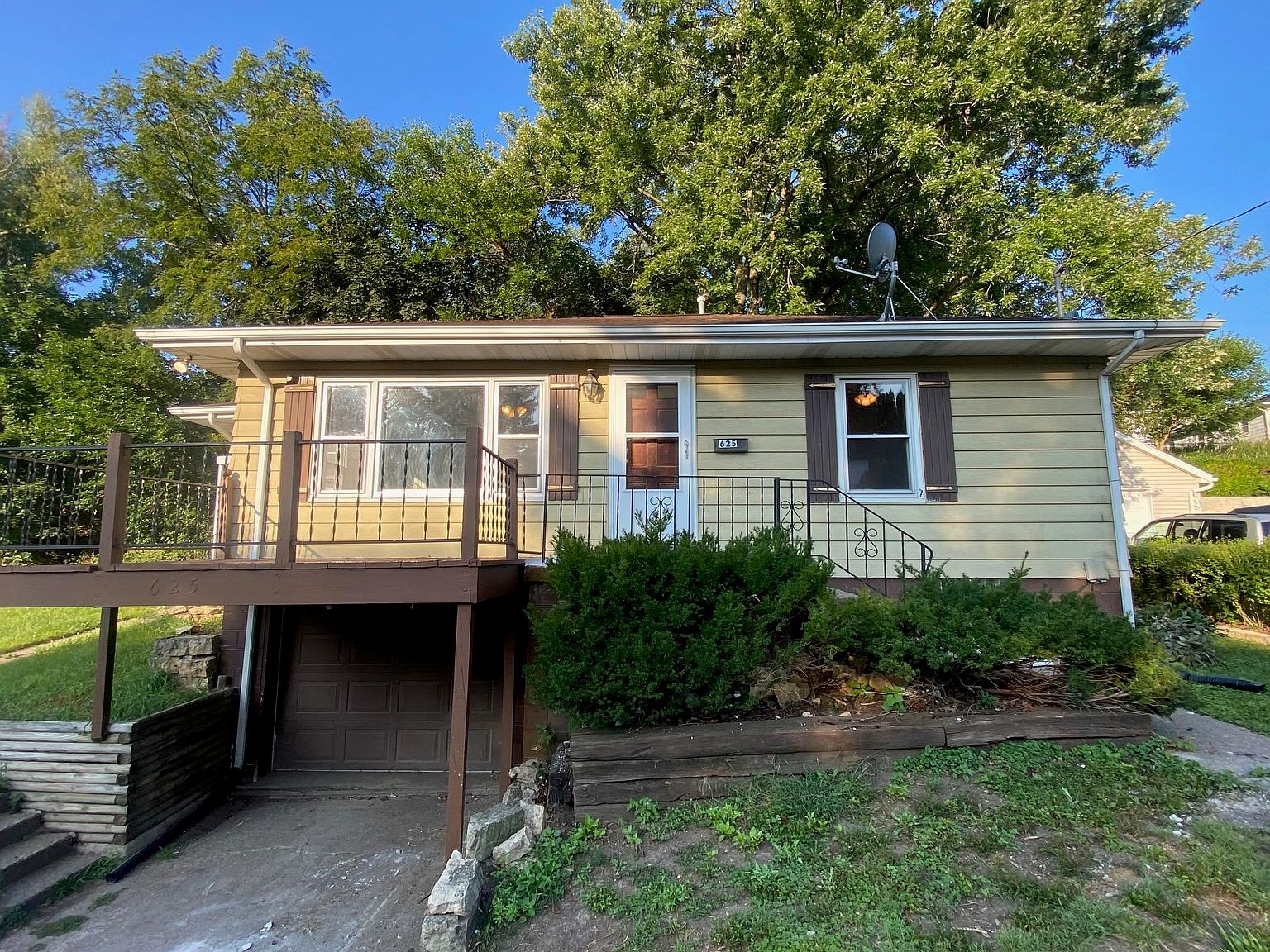 625 Sullivan St, Dubuque, IA 52003 Zillow