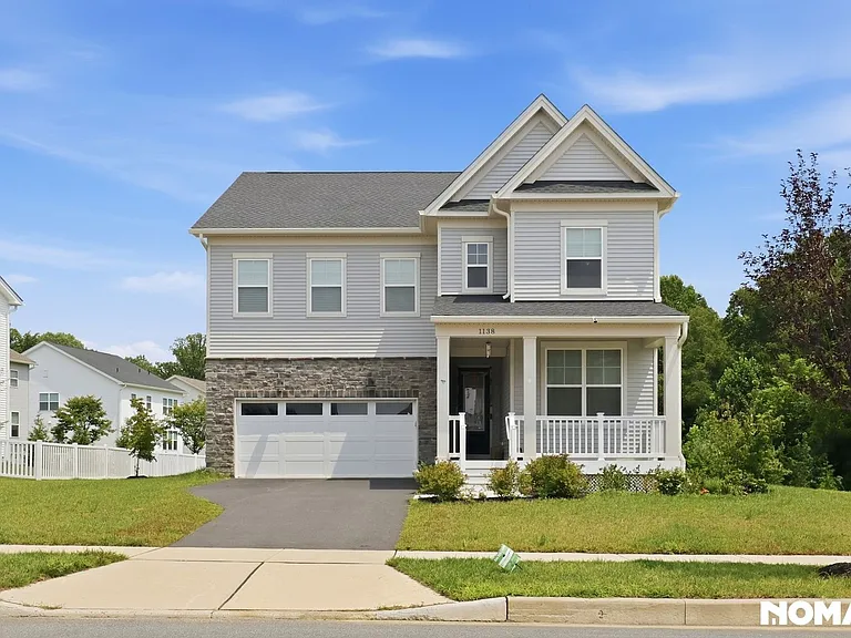 1138 E Lock Rd — Photo 28