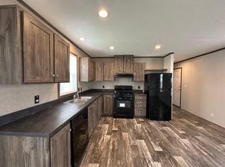 178 S Pine Dr, Mason, MI 48854