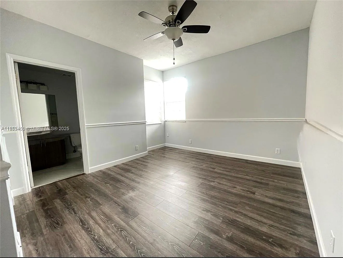 2 bed, 2.5 bath, 1300 sqft, $2,950 — Photo 4