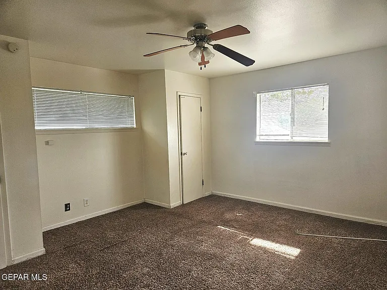 3411 Garnet Dr — Photo 10