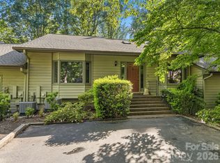 22 Hunting Country Trl, Tryon, NC 28782