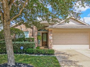 2008 Roaring Springs Dr, Pearland, TX 77584