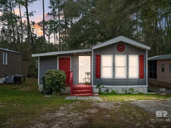 351 Buena Vista Dr, Lillian, AL 36549