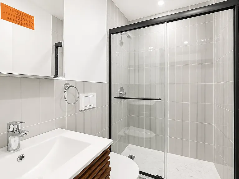 1113 Herkimer St #1A — Photo 7