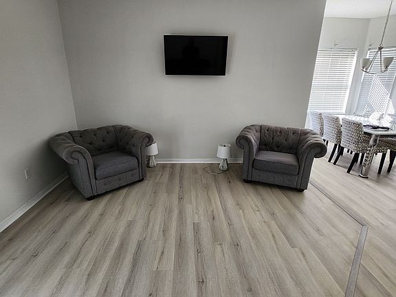 4th image of 2512 Brookstone Dr