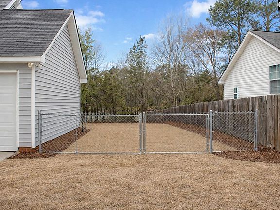 3rd image of 103 Honey Tree Rd