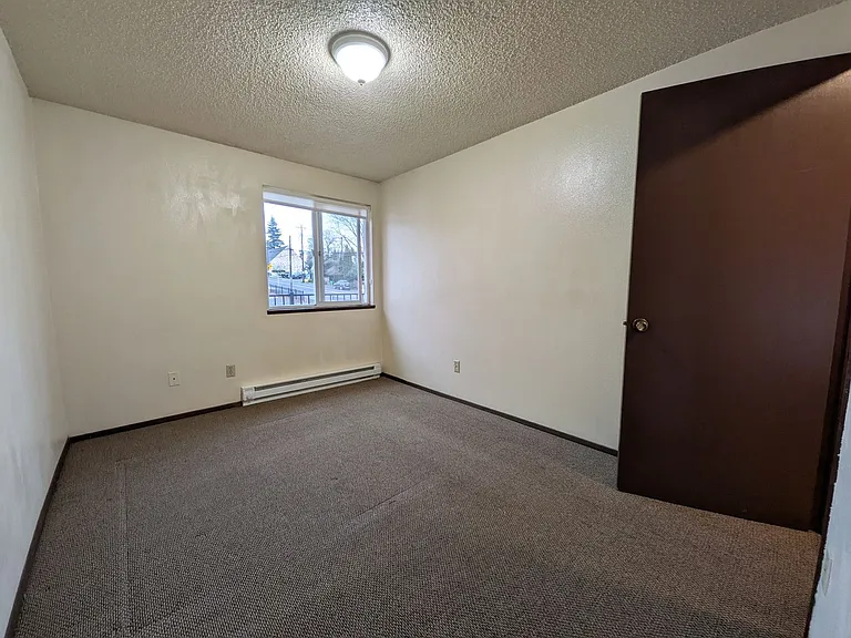 Chelsea Manor Apartments — Photo 22