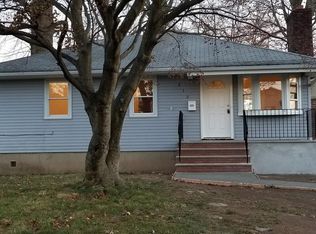 218 Runyon Ave, Middlesex, NJ 08846