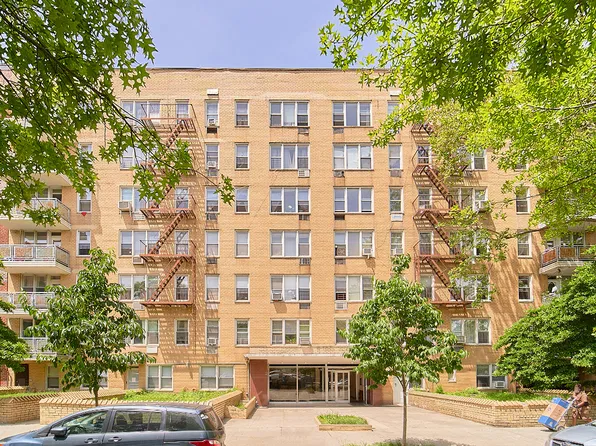 514 Ocean Parkway