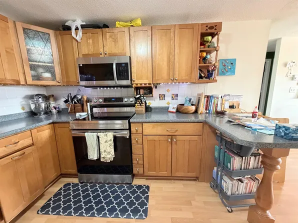 92 Beacon St #58, Somerville, MA 02143