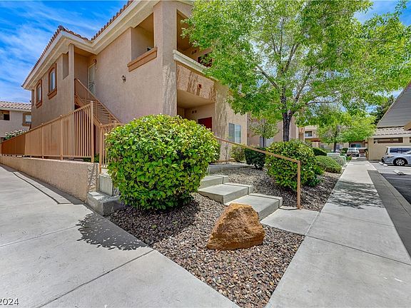 3rd image of 1050 E Cactus Ave Unit 2112