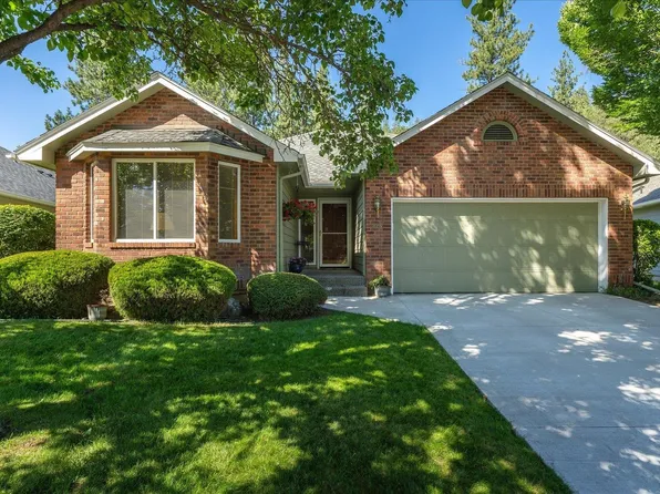 325 E Bridlewood Ln, Spokane, WA 99224