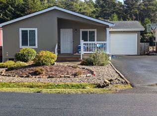 3626 Sea Mist Ave, Depoe Bay, OR 97341