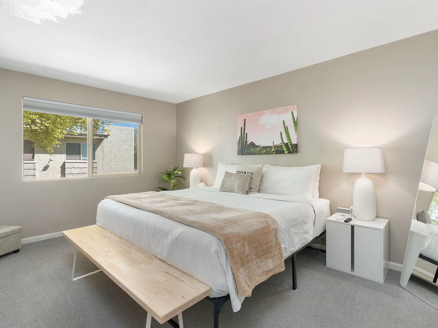 2 bed, 1.5 bath, 986 sqft, $3,250 — Photo 1