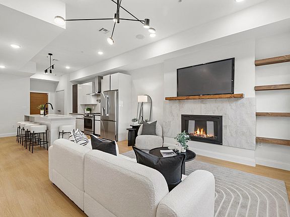 5th image of 192 Cambridge Ave Floor 2