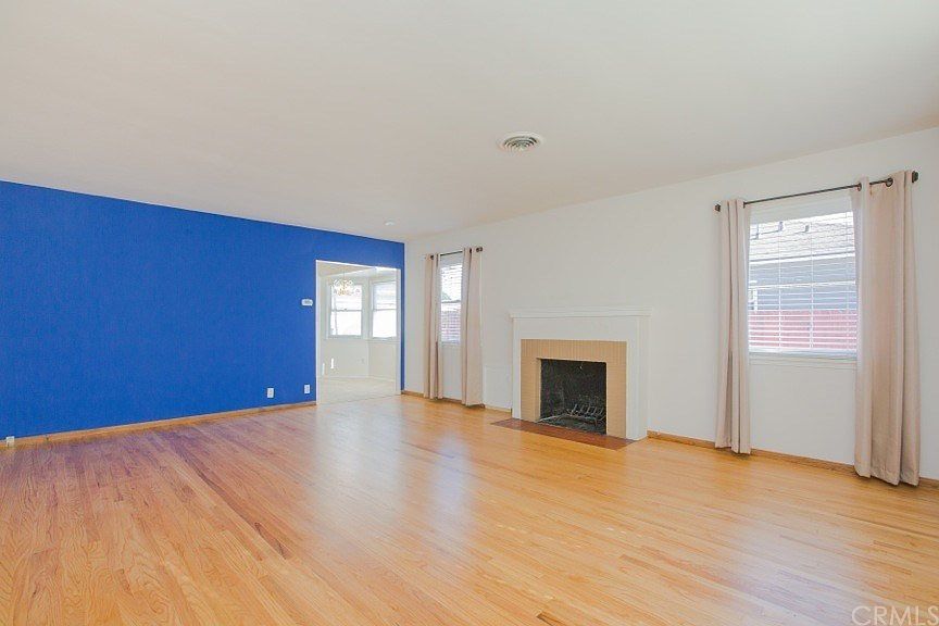 1st image of 237 Sherwood Pl