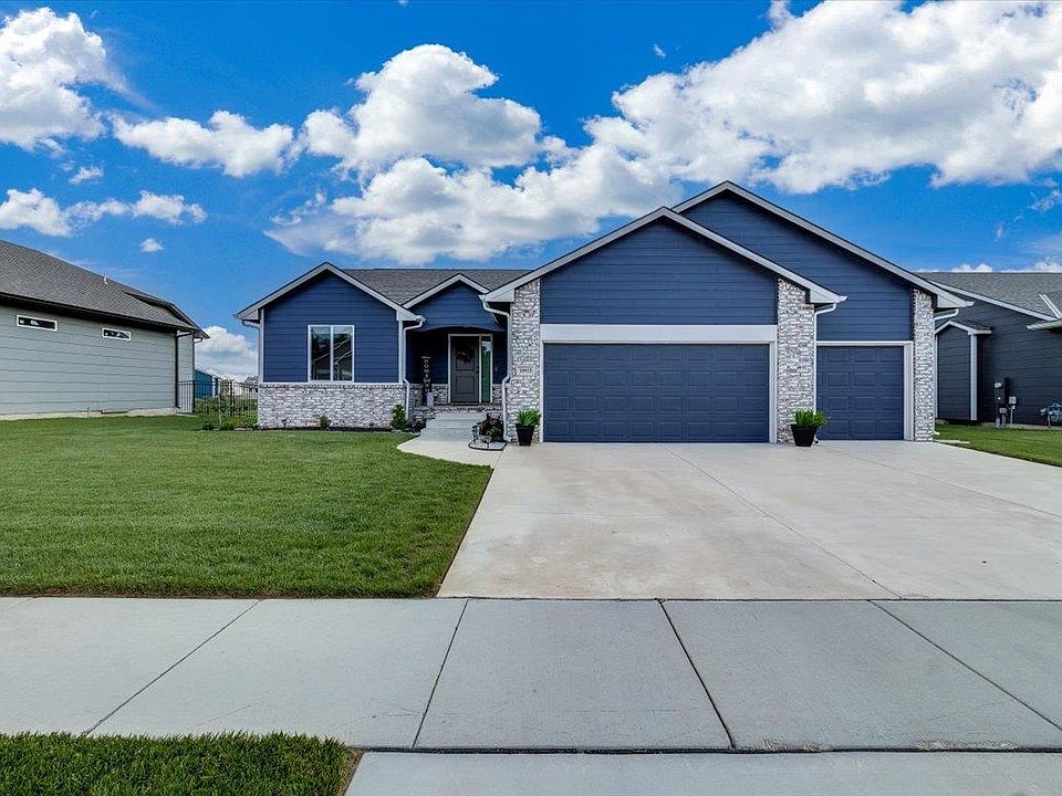 1st image of 10913 W Cedar Ln
