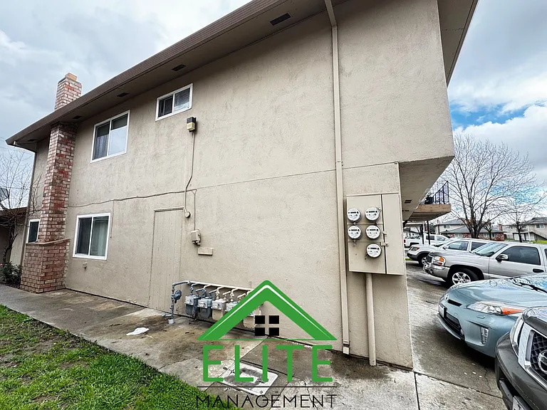 4040 Fruitridge Rd #3 — Photo 11