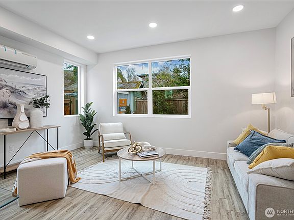 3rd image of 3210 35th Avenue S