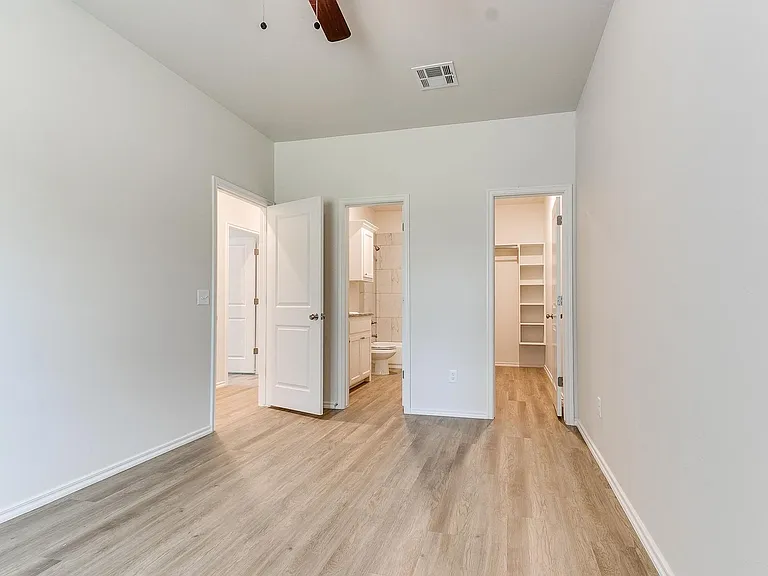 3801 Franks Way — Photo 43