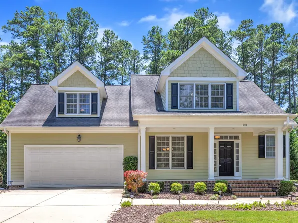 305 Avent Meadows Ln, Holly Springs, NC 27540