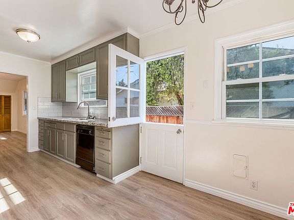 5th image of 23046 Dolorosa St
