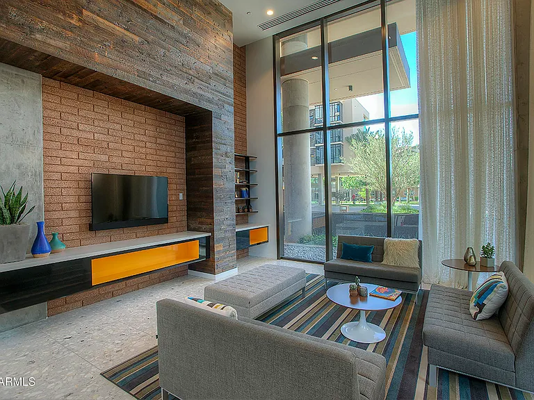 100 W Portland St #306 — Photo 34