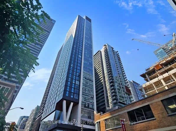 357 King St W #501, Toronto, ON M5V 0S7