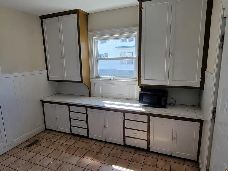 31 E Norman Ave — Photo 22
