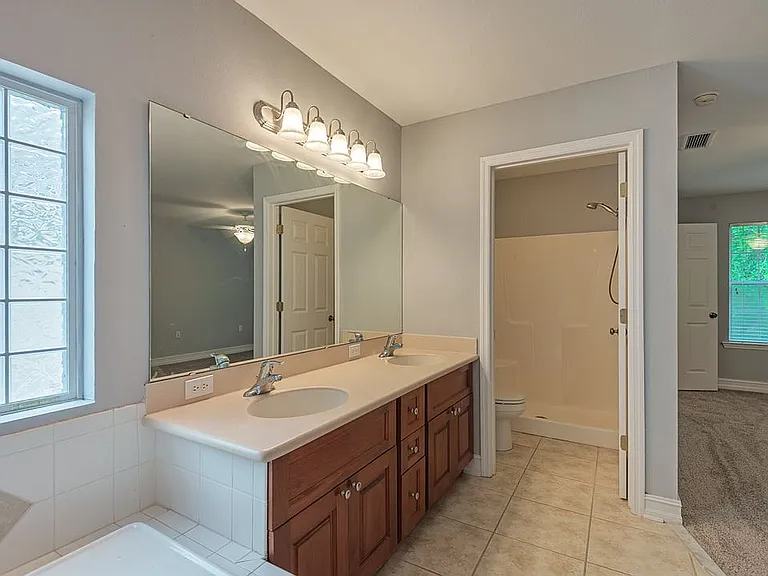 1505 Crescent Hills Dr — Photo 19