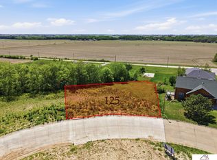 125 Sunset Rdg, Crete, NE 68333