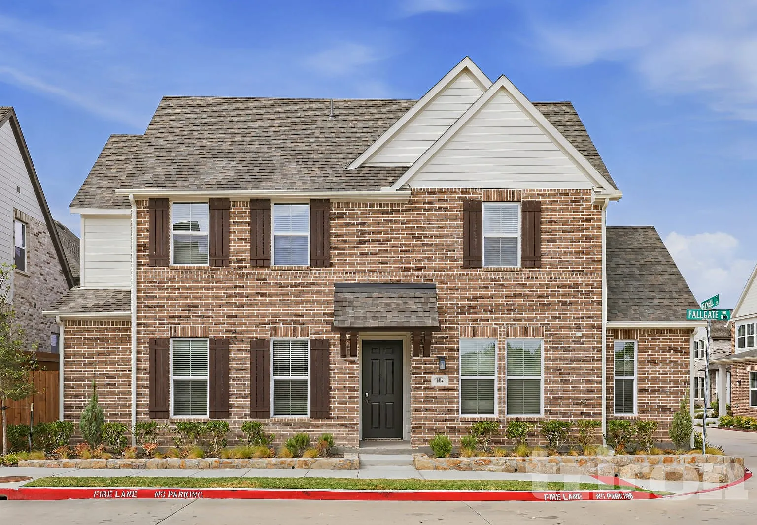 1006 Fallgate Drive Saginaw TX — Photo 1