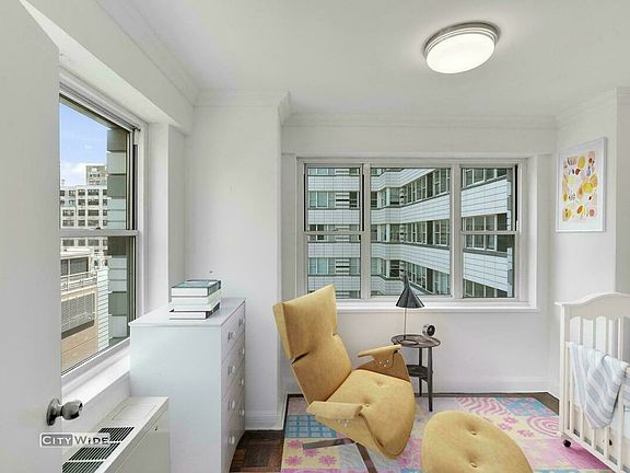 3rd image of 215 E 68th St APT 10B