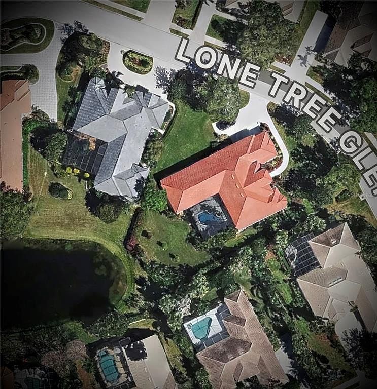 8122 Lone Tree Gln