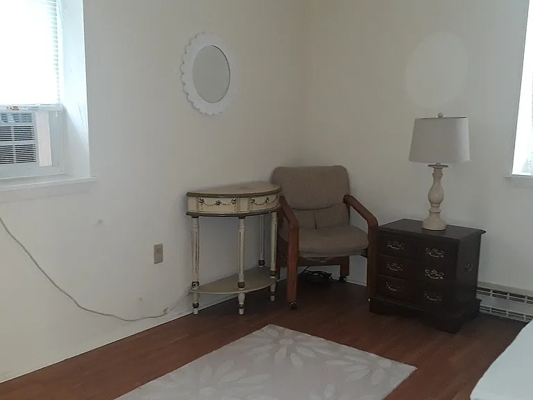 718 Pine St — Photo 7