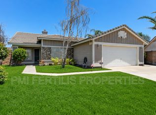 7215 New Mexico Ct, Fontana, CA 92336