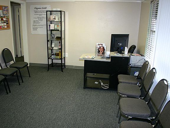 5th image of 411 Crosstimbers St