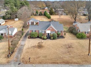 101 Welcome St, Greenville, SC 29611