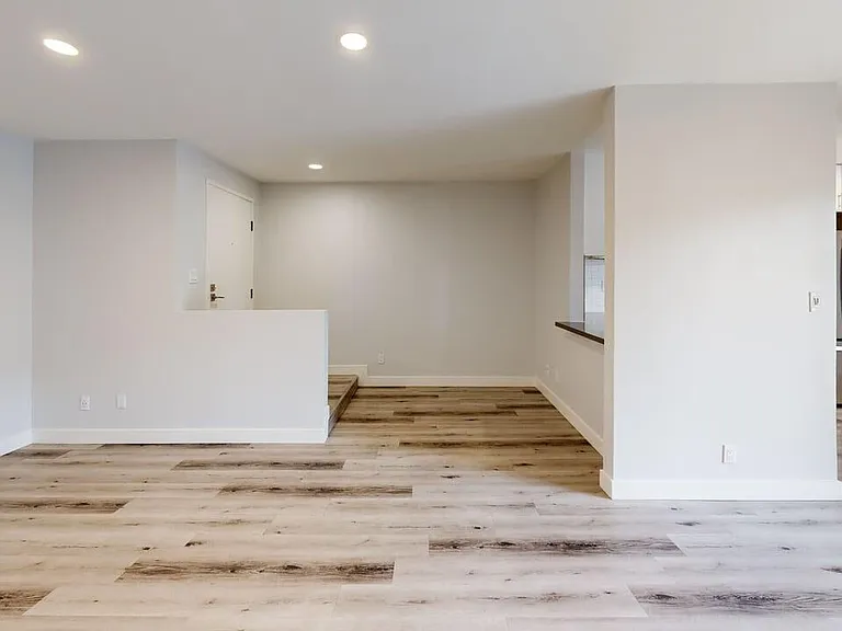 Indie Fairview — Photo 10