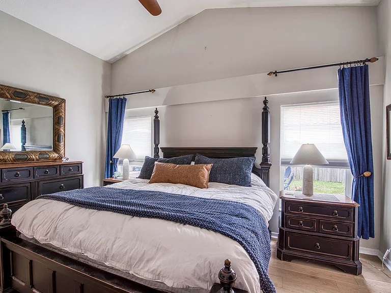149 Cypress Cv — Photo 19