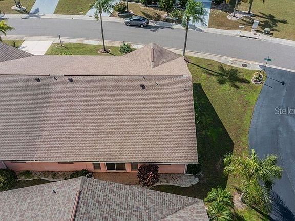 5th image of 336 Club Manor Dr