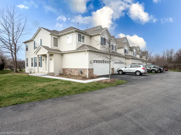554 Gunnison Ct, Gilberts, IL 60136