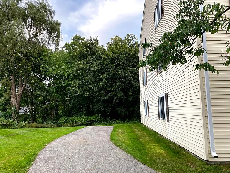 46 Village Brook Ln #2 — Photo 27