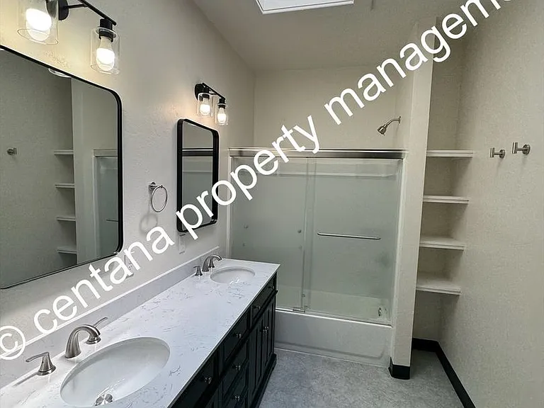 701 W Galena — Photo 7