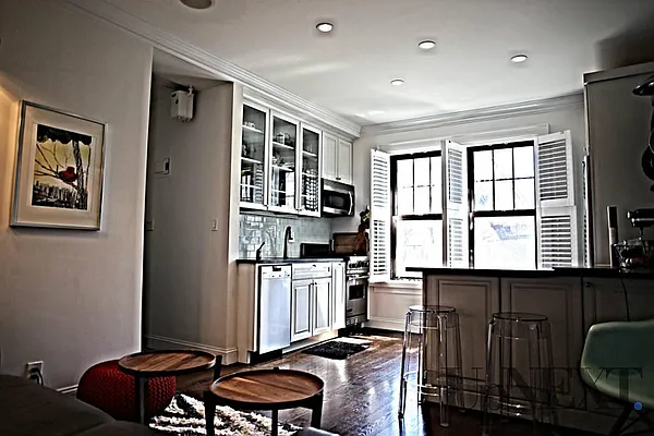 Rented by UpNext Real Estate | media 1