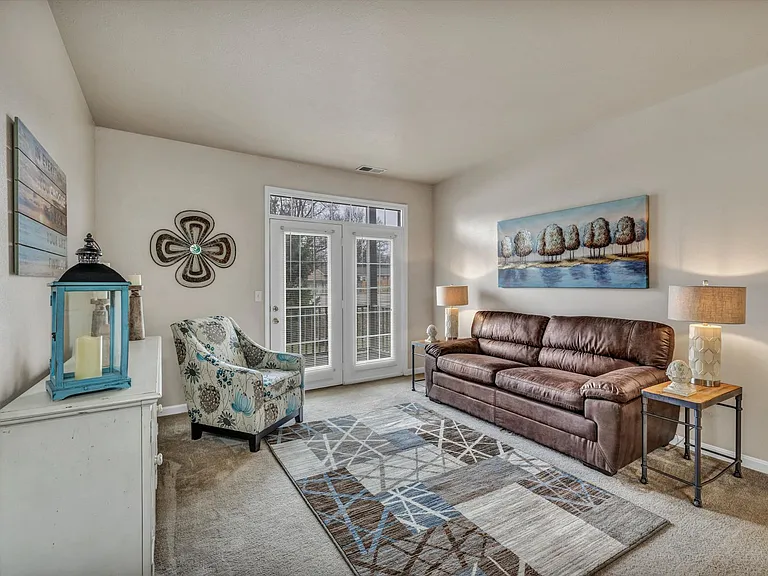 8582 Lincoln Ave — Photo 16