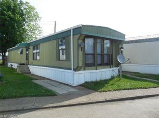 811 Zella Ave NW, New Philadelphia, OH 44663
