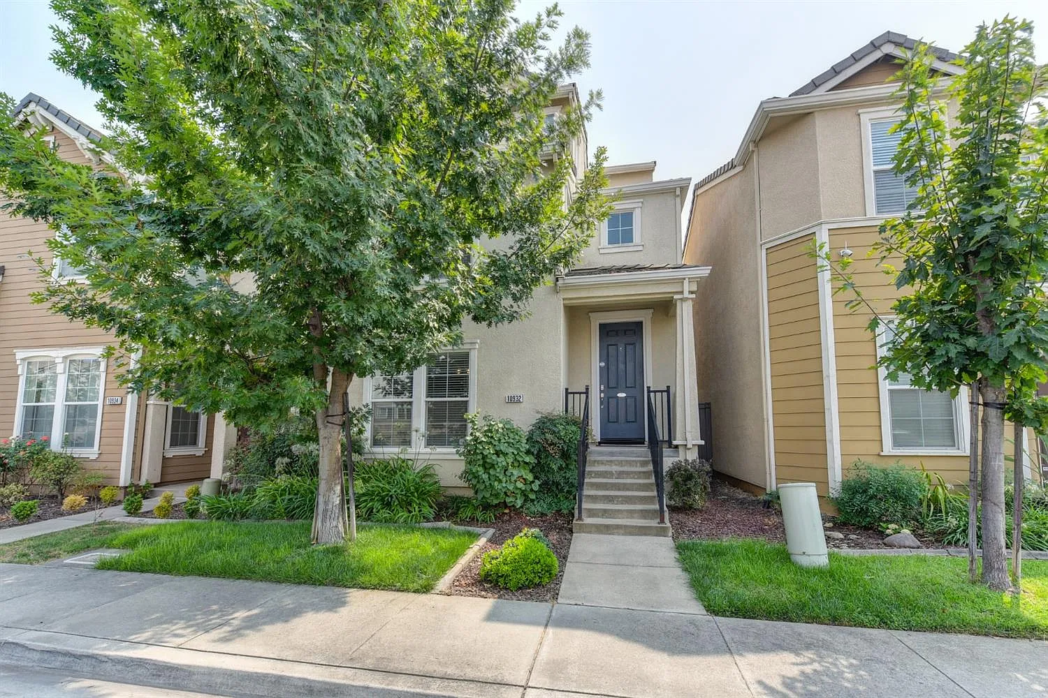 10932 Stourport Way photo 1